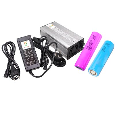 Retrouvez tous nos accessoires accessoire-batterie-trottinette-électrique